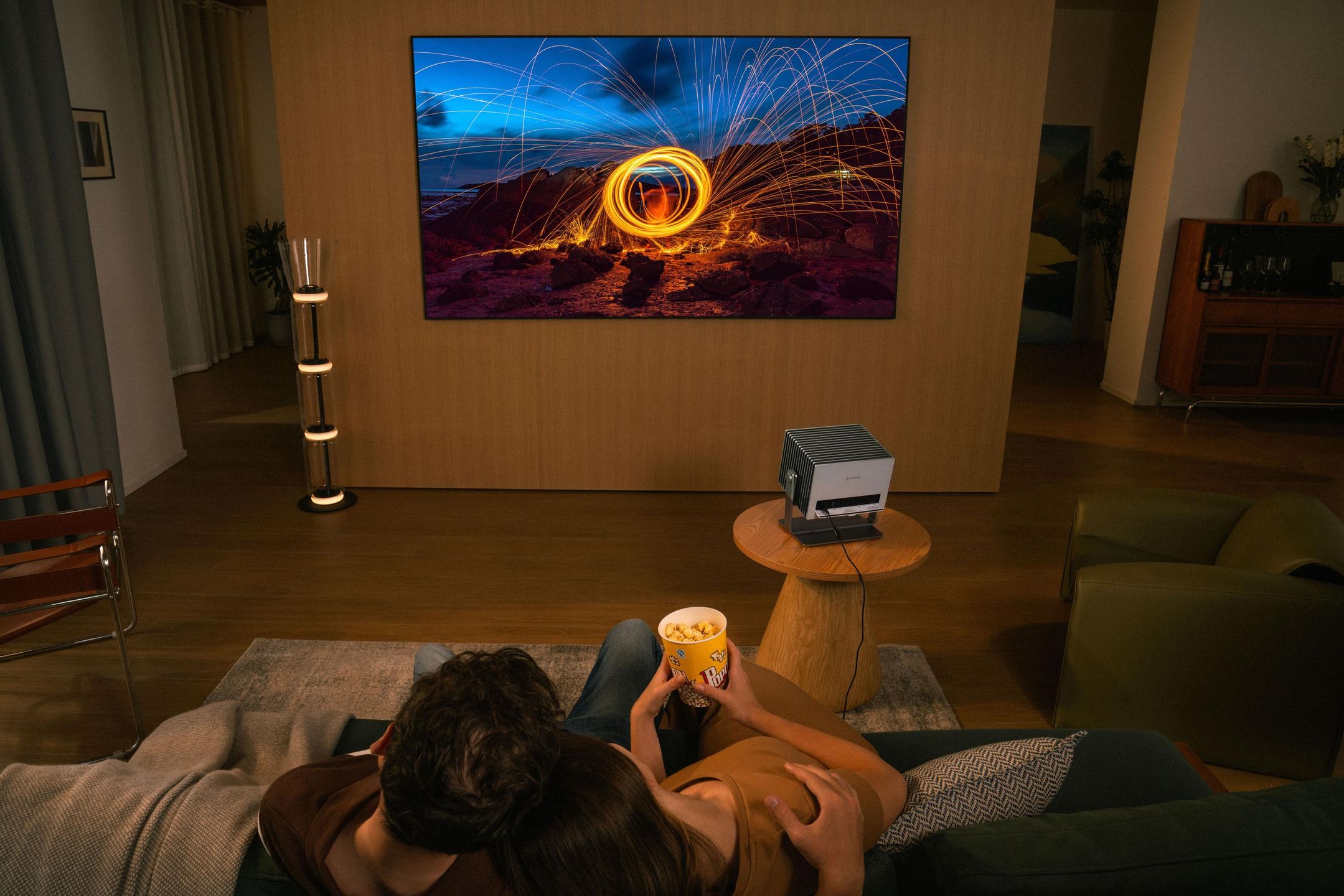 Wall vs. Screen: Is a White Wall the Best Way to Use Your Standard Throw Projector?